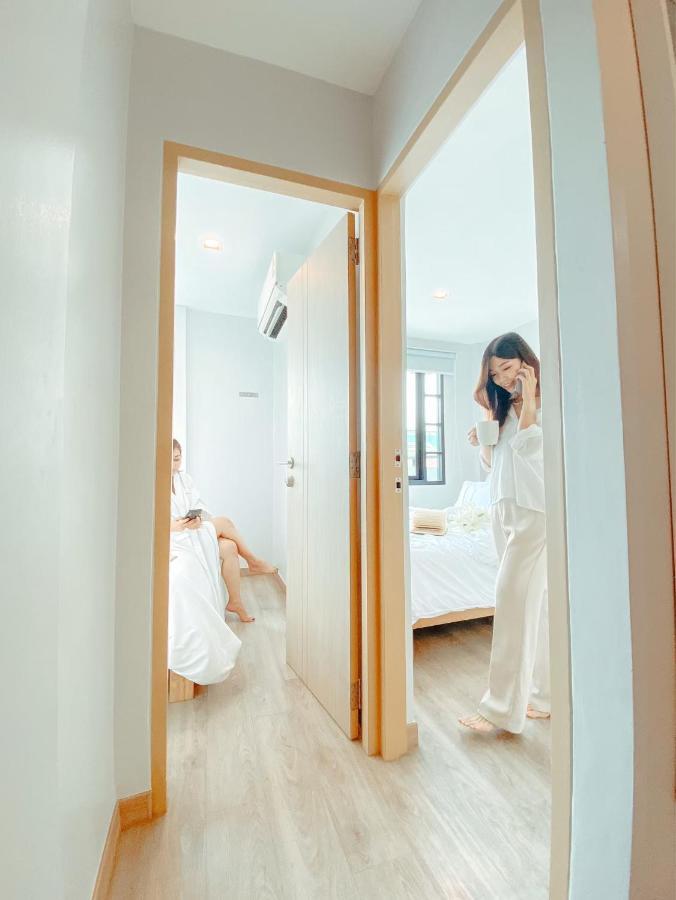 Yakthai Poshtel Bangkok Buitenkant foto