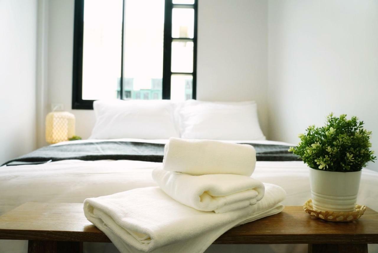Yakthai Poshtel Bangkok Buitenkant foto