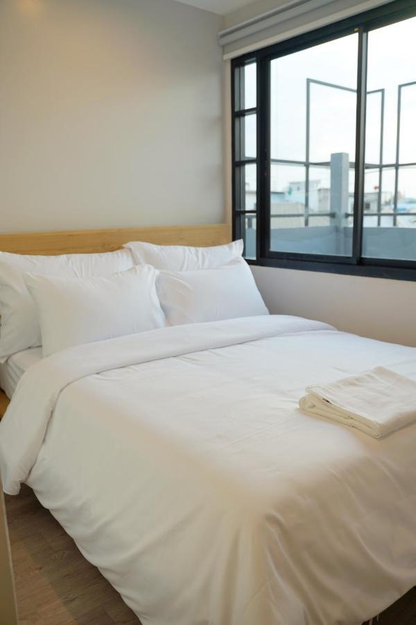 Yakthai Poshtel Bangkok Buitenkant foto