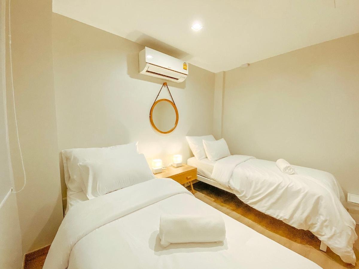 Yakthai Poshtel Bangkok Buitenkant foto