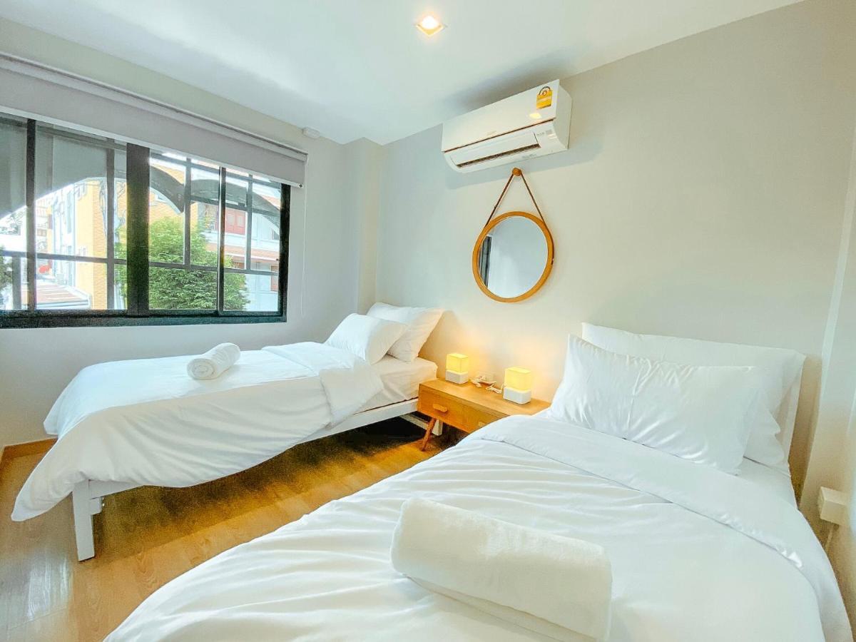 Yakthai Poshtel Bangkok Buitenkant foto